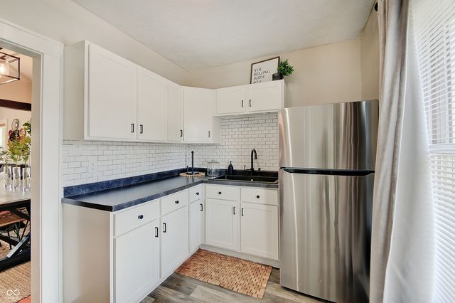 238 N 17th Avenue, Beech Grove, IN 46107