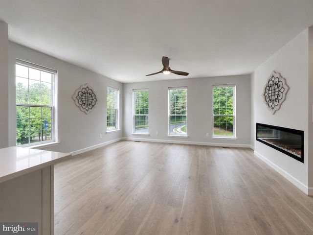 4432 FAIR LAKES CT, Fairfax, VA 22033
