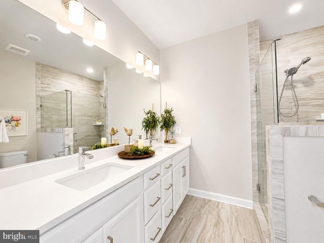 4432 FAIR LAKES CT, Fairfax, VA 22033