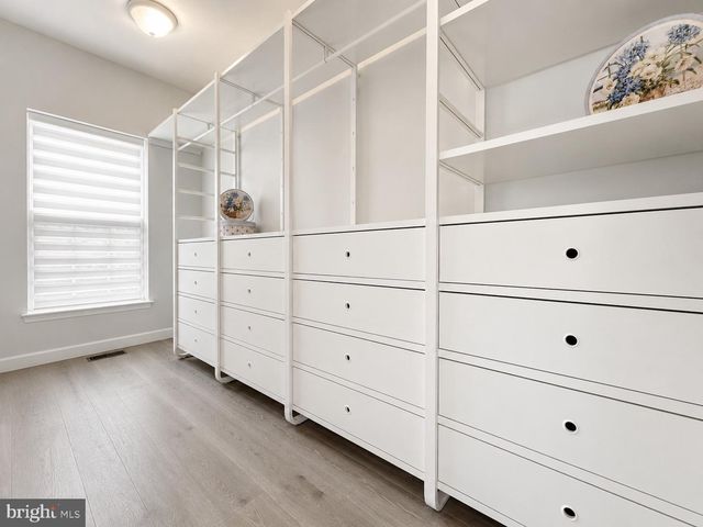4432 FAIR LAKES CT, Fairfax, VA 22033