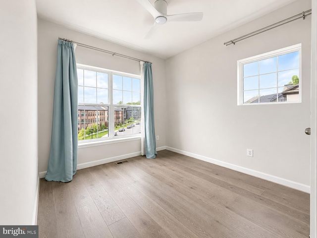 4432 FAIR LAKES CT, Fairfax, VA 22033