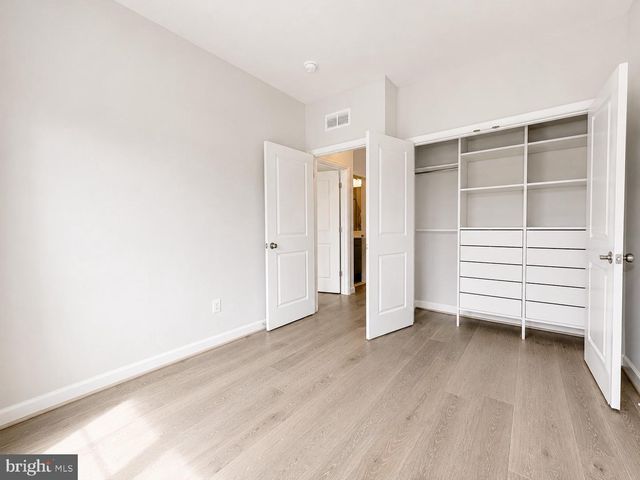 4432 FAIR LAKES CT, Fairfax, VA 22033