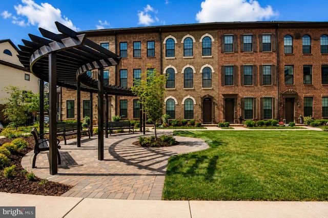 4432 FAIR LAKES CT, Fairfax, VA 22033