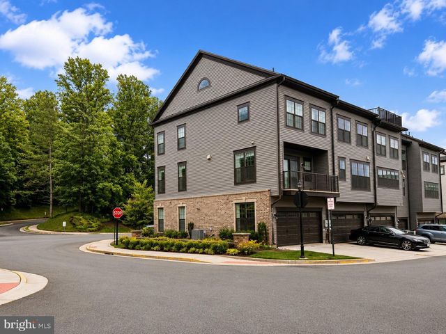4432 FAIR LAKES CT, Fairfax, VA 22033