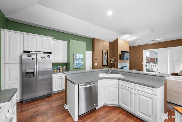 9425 162nd Street, Orland Park, IL 60467