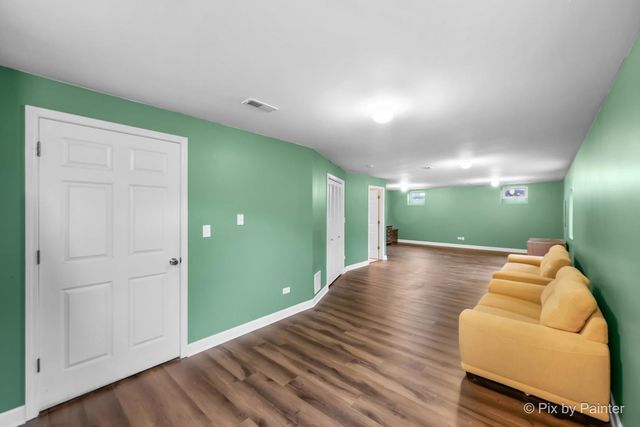 9425 162nd Street, Orland Park, IL 60467