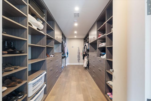 124 HENDRICKS Isle PH401, Fort Lauderdale, FL 33301
