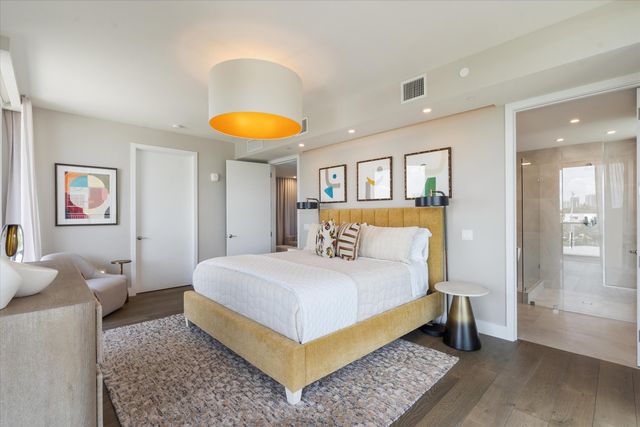 124 HENDRICKS Isle PH401, Fort Lauderdale, FL 33301