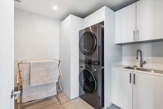 124 HENDRICKS Isle PH401, Fort Lauderdale, FL 33301