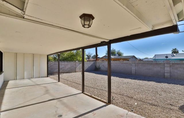 2421 W ANDERSON Avenue, Phoenix, AZ 85023