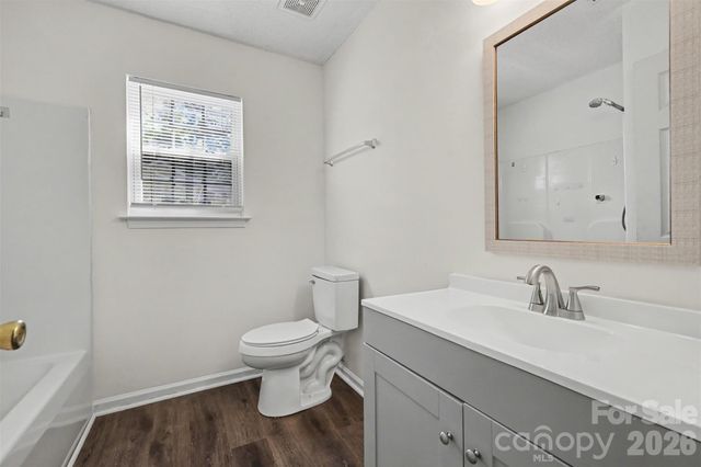 5718 Kirkdale Court, Charlotte, NC 28208