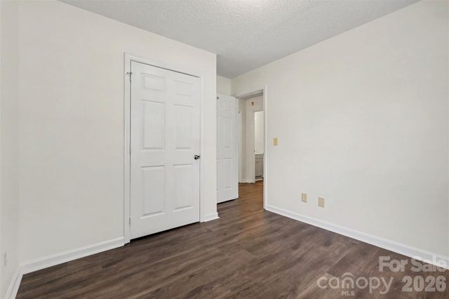 5718 Kirkdale Court, Charlotte, NC 28208