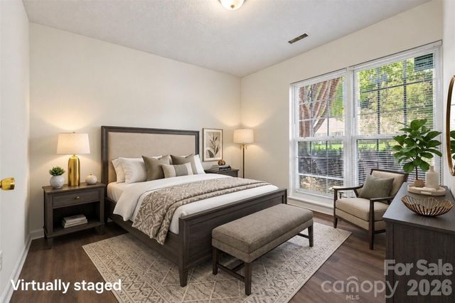 5718 Kirkdale Court, Charlotte, NC 28208