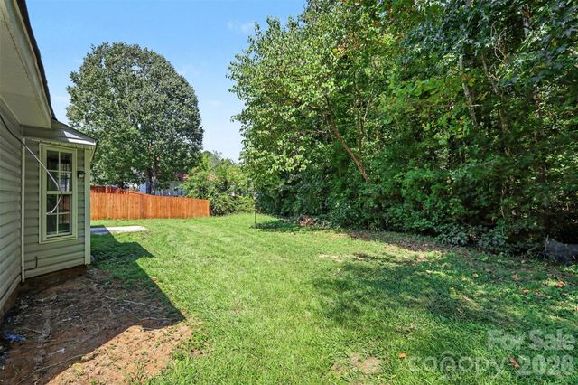 5718 Kirkdale Court, Charlotte, NC 28208