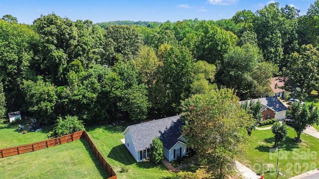 5718 Kirkdale Court, Charlotte, NC 28208
