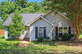 5718 Kirkdale Court, Charlotte, NC 28208