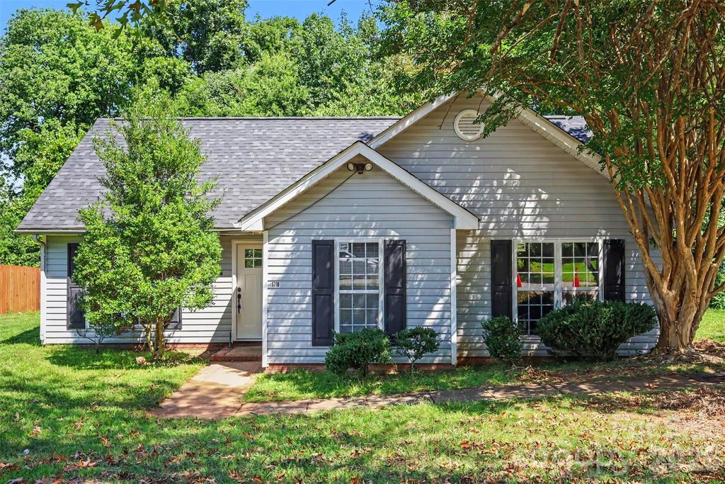 5718 Kirkdale Court, Charlotte, NC 28208