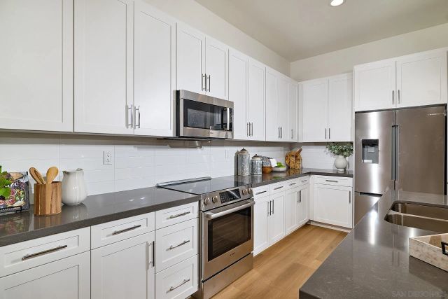 793 Michael Ct, Vista, CA 92081