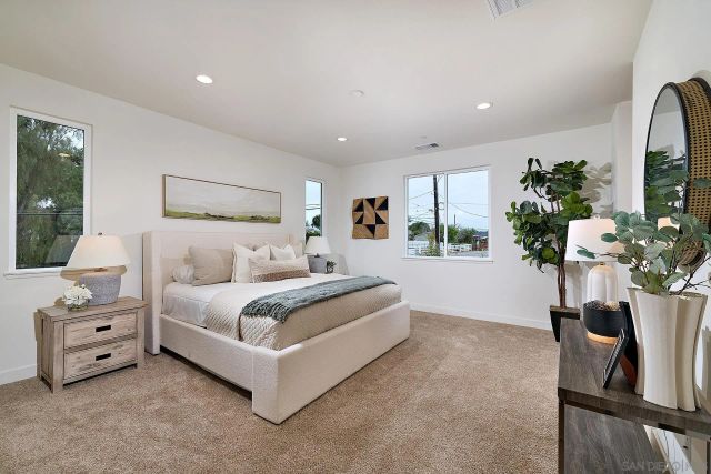 793 Michael Ct, Vista, CA 92081