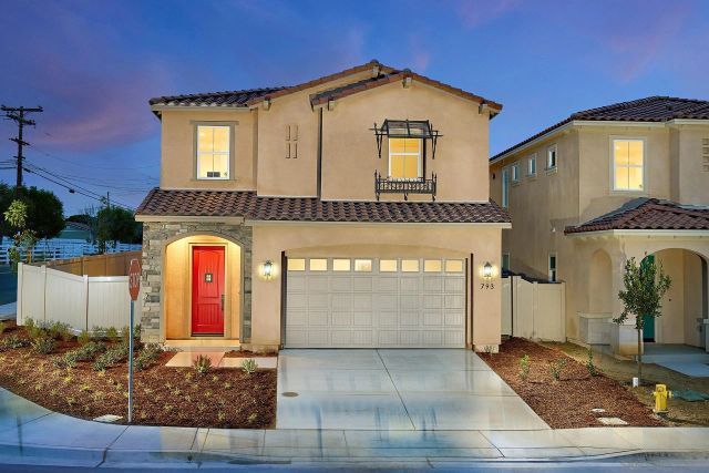 793 Michael Ct, Vista, CA 92081