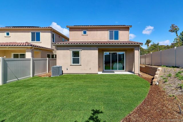 793 Michael Ct, Vista, CA 92081