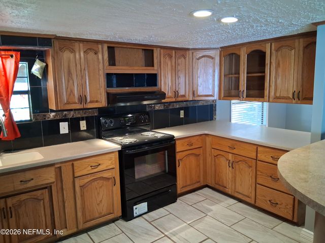 86718 PAGES DAIRY Road, Yulee, FL 32097