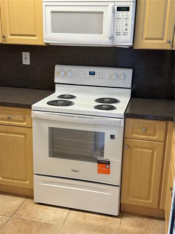1425 Arthur Street 315B, Hollywood, FL 33020