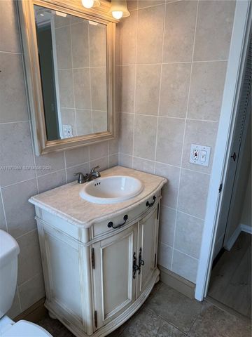 1425 Arthur Street 315B, Hollywood, FL 33020