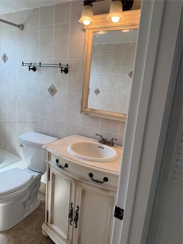 1425 Arthur Street 315B, Hollywood, FL 33020