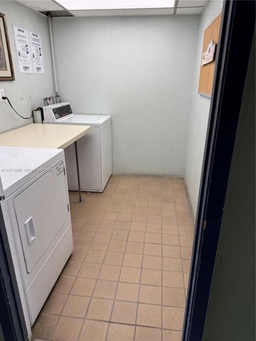 1425 Arthur Street 315B, Hollywood, FL 33020