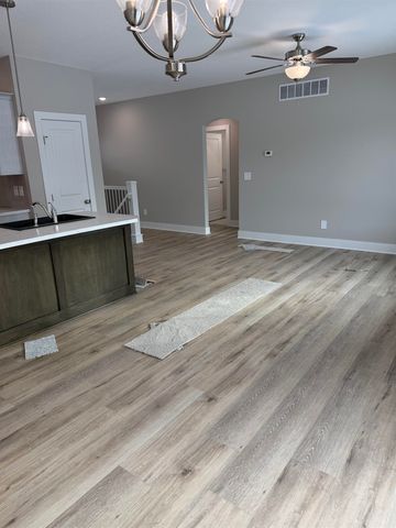 2333 S Saddle Cir, Wichita, KS 67235