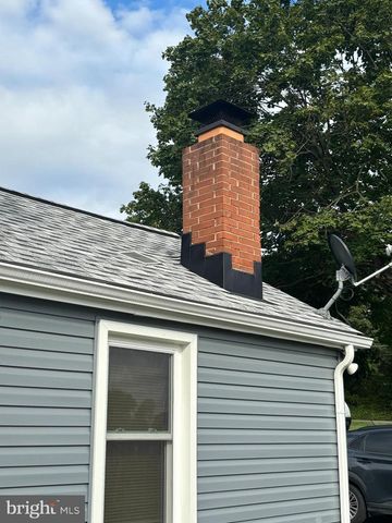 207 MARKET ST, Lewisberry, PA 17339
