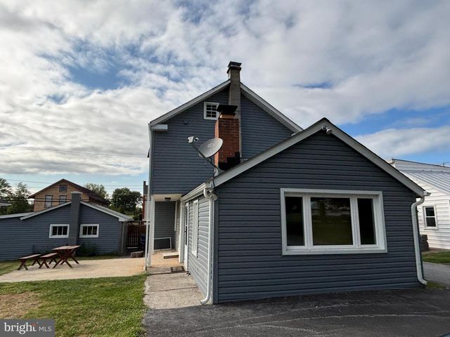 207 MARKET ST, Lewisberry, PA 17339