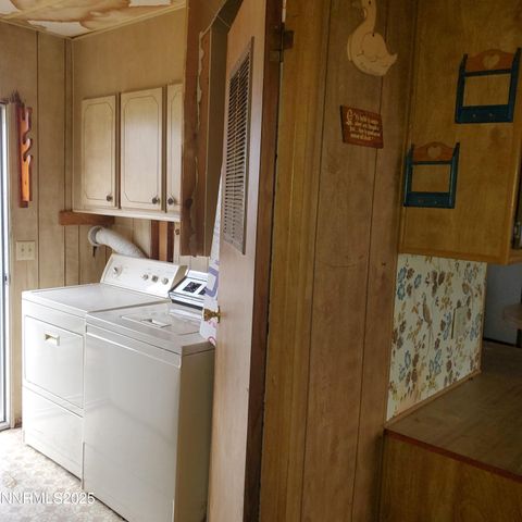 414 Cottonwood Drive, Walker Lake, NV 89415