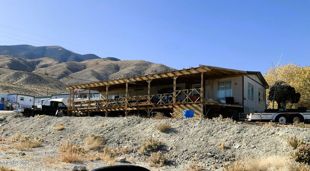 414 Cottonwood Drive, Walker Lake, NV 89415