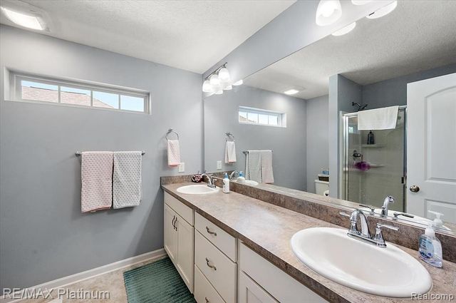 606 Kimball Street, Howell, MI 48855