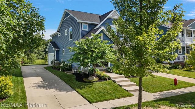 606 Kimball Street, Howell, MI 48855