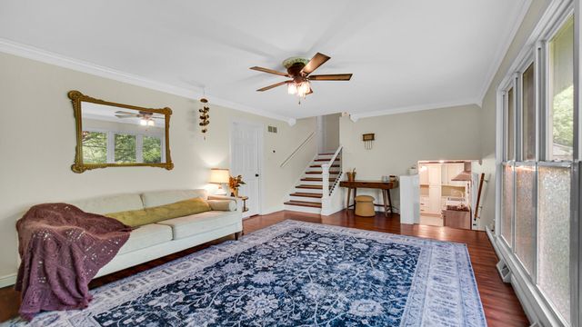 916 N County Line Road, Westville, IN 46391