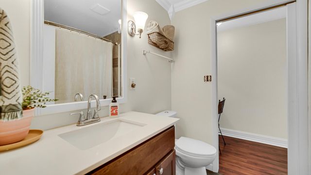 916 N County Line Road, Westville, IN 46391