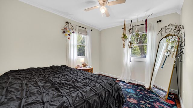916 N County Line Road, Westville, IN 46391