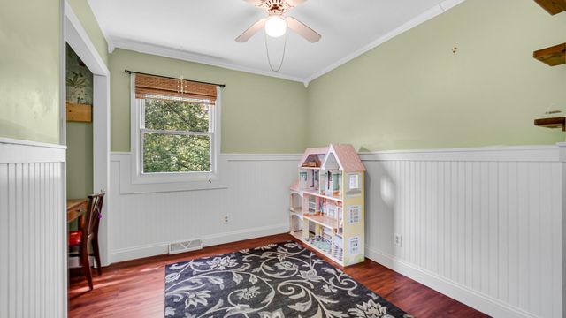 916 N County Line Road, Westville, IN 46391