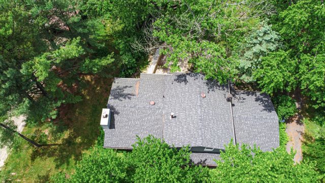 916 N County Line Road, Westville, IN 46391