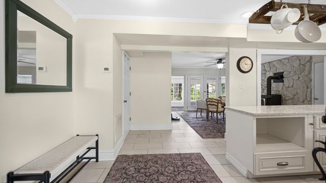 916 N County Line Road, Westville, IN 46391