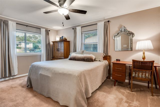 1229 Brookside Drive, Hurst, TX 76053