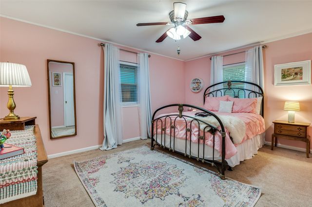 1229 Brookside Drive, Hurst, TX 76053