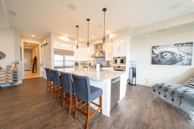 13941 Lakeview Point Road, Cedar Lake, IN 46303