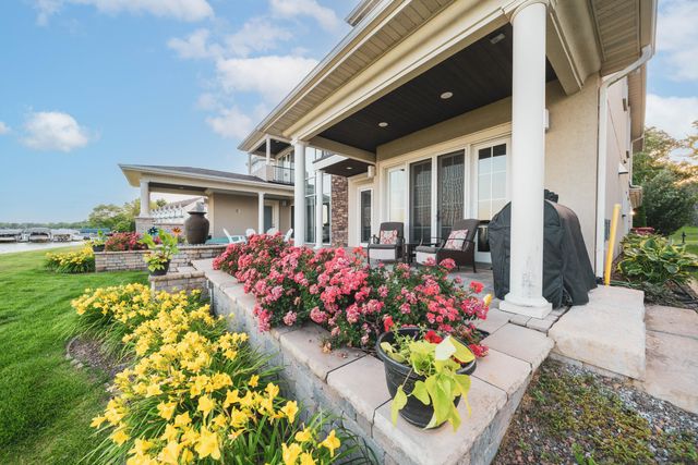 13941 Lakeview Point Road, Cedar Lake, IN 46303