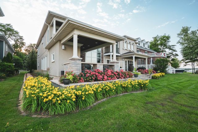 13941 Lakeview Point Road, Cedar Lake, IN 46303