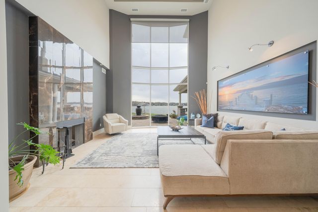 13941 Lakeview Point Road, Cedar Lake, IN 46303