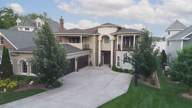 13941 Lakeview Point Road, Cedar Lake, IN 46303